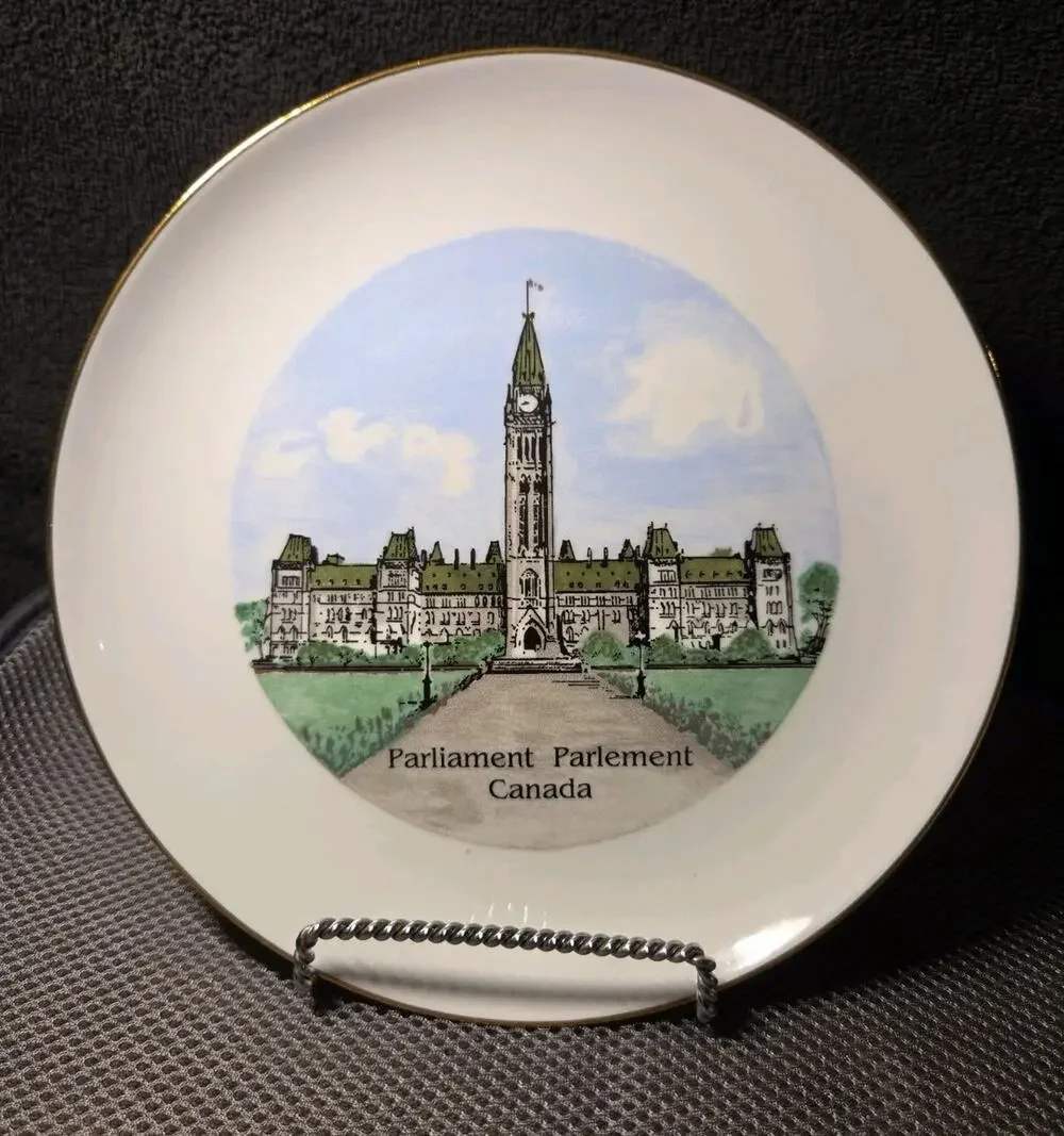 Parliament Parlement Canada Souvenir Plate 8